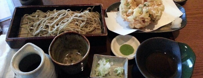 手打ち十割蕎麦の店 楽食 is one of Soba.