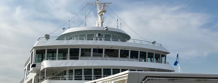 新岡山港フェリーターミナル is one of フェリーターミナル Ferry Terminals in Western Japan.