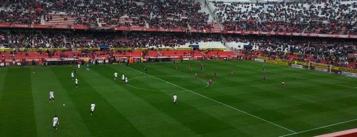 Estadio Ramón Sánchez-Pizjuán is one of Soccer Stadiums.