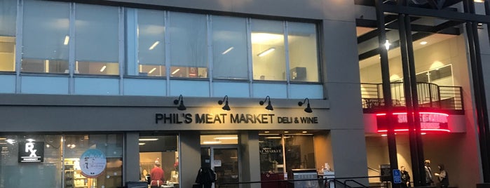 Phil's Uptown Meat Market is one of Lieux sauvegardés par Jeff.