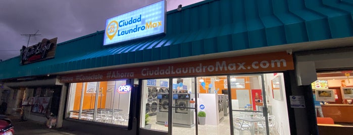 Ciudad LaundroMax is one of Recommended places.