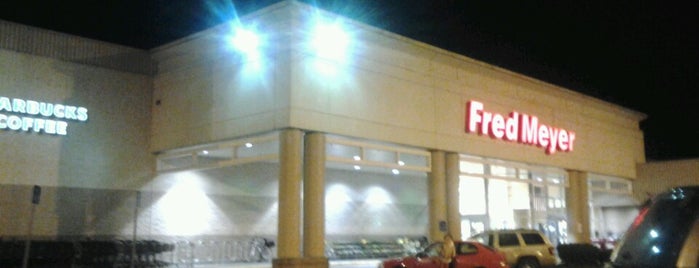 Fred Meyer is one of Orte, die Daviana gefallen.