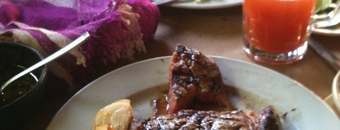 Arrachera's Steak House is one of Lugares favoritos de Rosco.