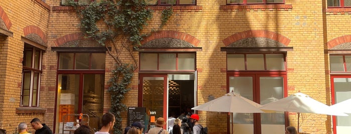 SOFI Bakery is one of Backwaren Berlin.