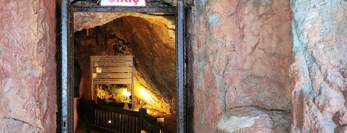 Damlataş Cave is one of Alanya.