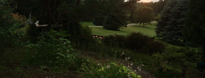 Merriland Farm Golf Course is one of Tempat yang Disimpan Doug.