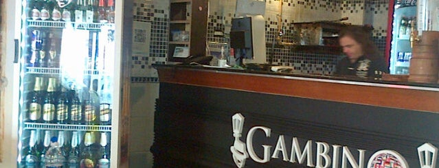 Gambino Bar & MilaPizzas is one of Almagro <3.