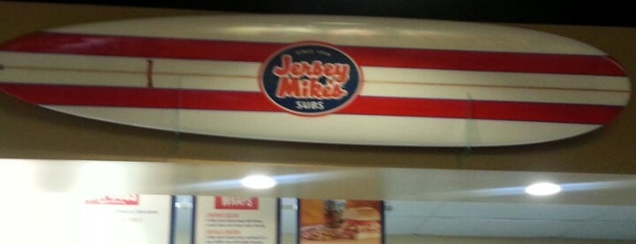 Jersey Mike's Subs is one of Srini 님이 저장한 장소.