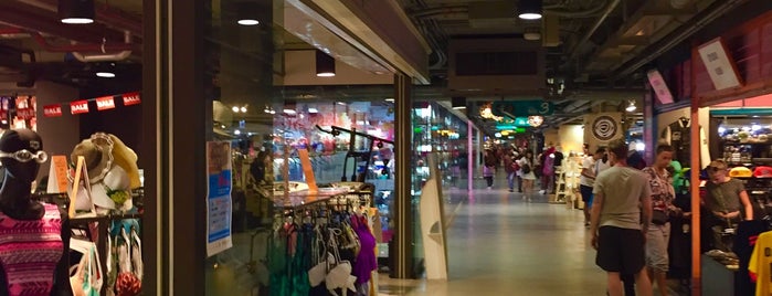 มาร์เก็ต ทาวน์ is one of Супермаркеты Таиланд.