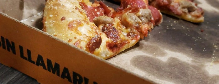 Little Caesars Pizza is one of Pizzas Innovadoras Y Diferentes.