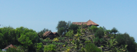 Pantai Sadranan is one of Locais curtidos por MAC.