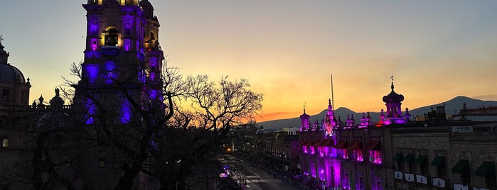 Los Juaninos Hotel is one of Morelia.