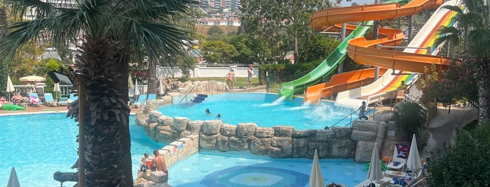Palmin Hotel is one of İzmir Sayfiyeleri 3.