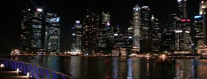 Marina Bay Sands TDR Entrance is one of Posti che sono piaciuti a LR.