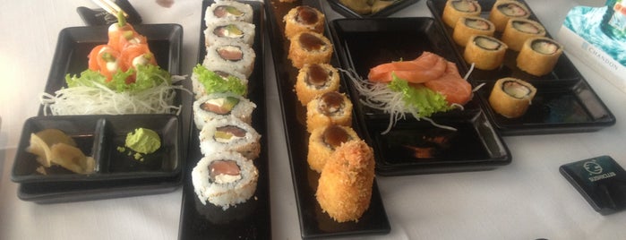 Sushi Club is one of Comidas Orientales.