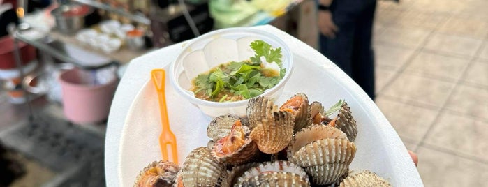 หอยแครงลวกเจ๊ภา is one of BKK_Food Stall, Street Food.