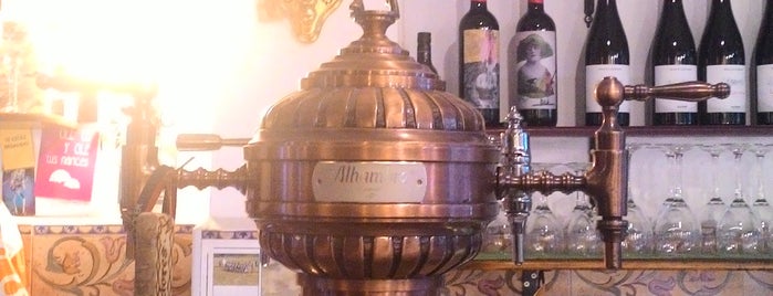 Taberna de Conspiradores is one of Tomar algo (bar, copas).