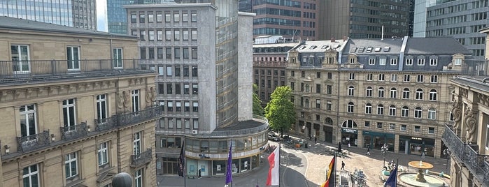 Steigenberger Frankfurter Hof is one of Hotels Deutschland.