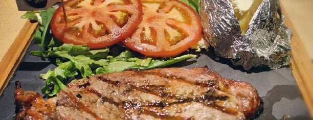 New York Burger is one of Madrid Best: Food & Drinks.
