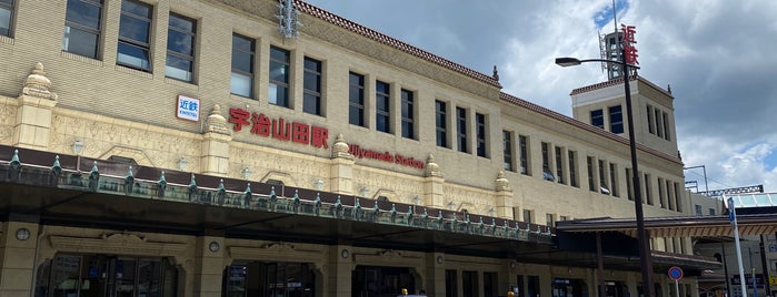 Ujiyamada Station (M74) is one of 東海地方の鉄道駅.