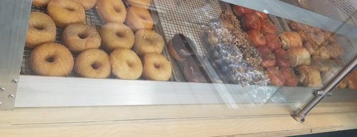 202 Donuts & Coffee is one of DC.