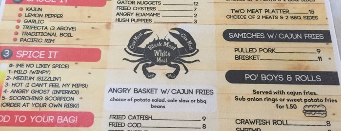 Angry Crab Shack and BBQ is one of Posti salvati di Chuck.
