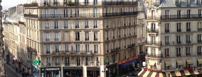 Place Blanche is one of Paris da Clau.