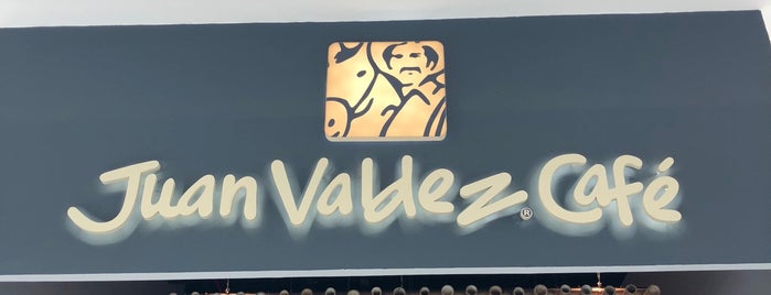 Juan Valdez Café is one of Zona 6 Poblado Alto - Palmas.