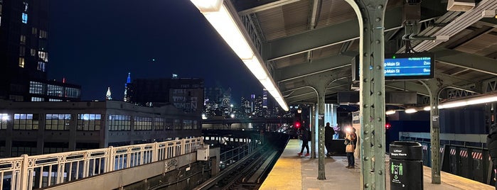 MTA Subway - Queensboro Plaza (7/N/W) is one of New York Vacation.