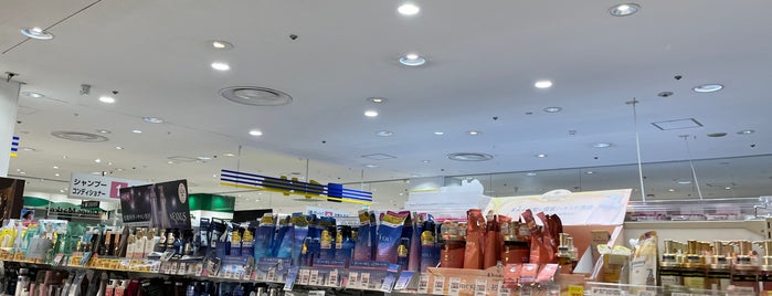 近鉄百貨店 橿原店 is one of 日本の百貨店 Department stores in Japan.