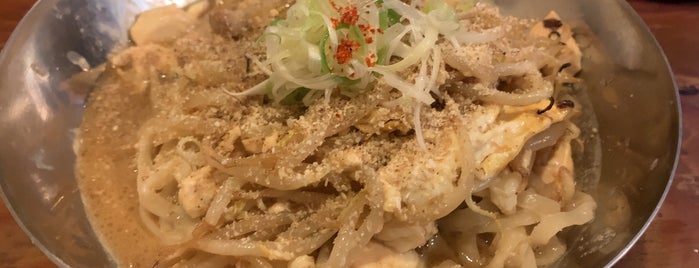 仙川ラーメン ばかたれ is one of ラーメン.