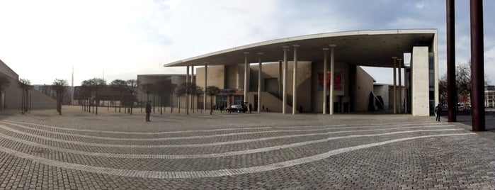 Kunstmuseum Bonn is one of Bonn.