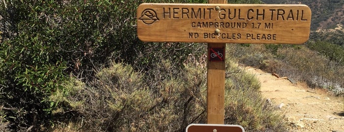 Hermit Gulch Trail is one of Orte, die eric gefallen.