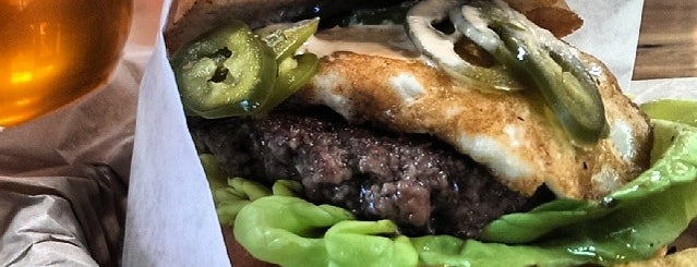 Konjoe Burger is one of Joseph'in Beğendiği Mekanlar.