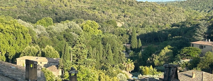 La Roque-sur-cèze is one of Provence.