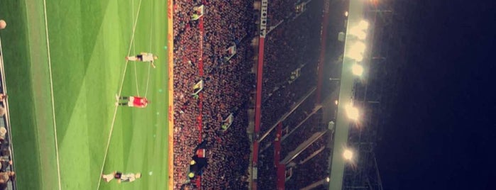 Old Trafford is one of Tamz : понравившиеся места.