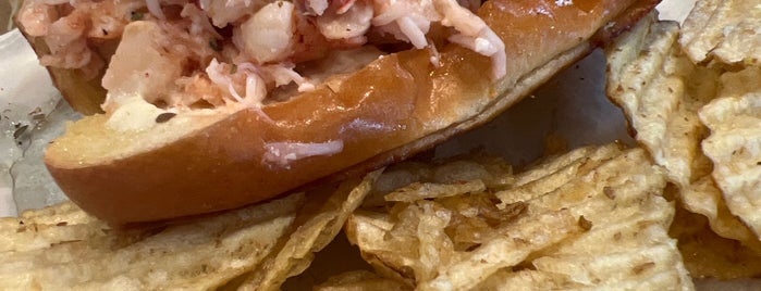 Freshie’s Lobster Co is one of Sandwiches.