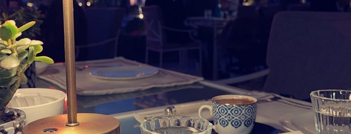 Terrace Cafe At Four Season is one of اسطنبول.