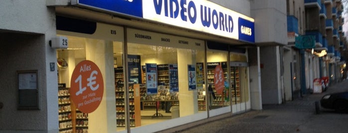 Video World is one of Locais curtidos por Lennart.
