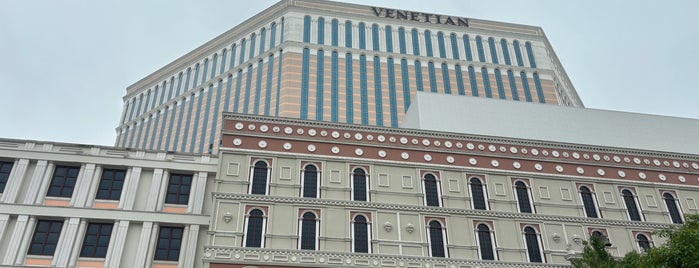 The Grand Canal Shoppes is one of Macau.