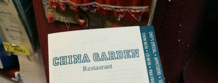 China Garden is one of Tempat yang Disukai Laurie.