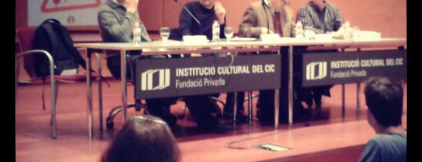 Institució Cultural CIC is one of Locais curtidos por Gemma.