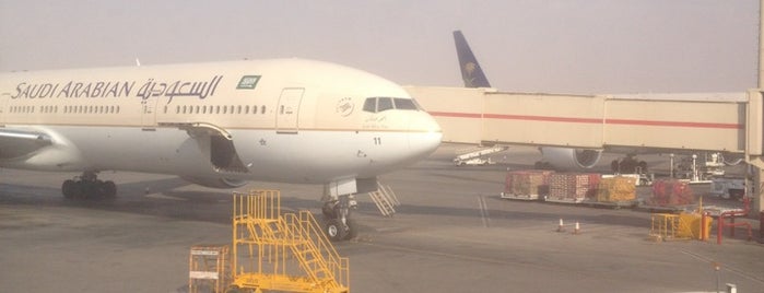 King Khalid International Airport (RUH) is one of Tips List.