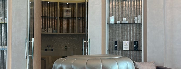 Waldorf Astoria Palm Jumeirah Spa is one of Dubai🇦🇪.