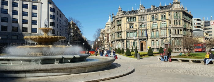 Plaza Moyúa is one of Espagne.