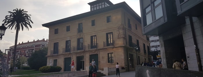 Casa Torre Jauregia is one of Iñigo'nun Beğendiği Mekanlar.