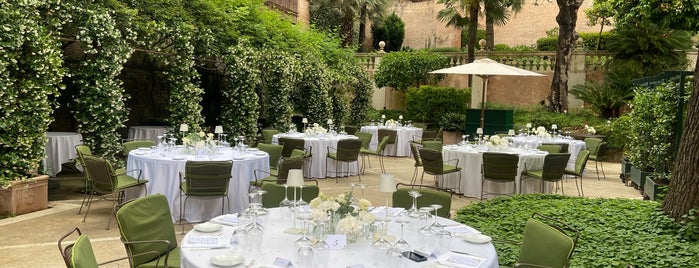 Hotel de Russie is one of The 15 Best Places for Prosecco in Rome.