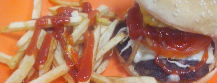 Campa's Hamburgers is one of Posti che sono piaciuti a Alejandro.