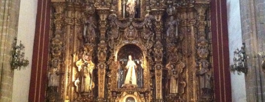 Iglesia San Cosme Y Damian is one of Luis'in Kaydettiği Mekanlar.