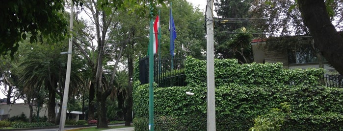 Embajada De Hungría is one of Dayana T : понравившиеся места.